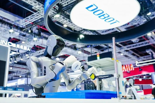 越疆超級(jí)工廠 以多形態(tài)機(jī)器人驅(qū)動(dòng)工業(yè)智能，打造人工智能雙創(chuàng)服務(wù)新高地